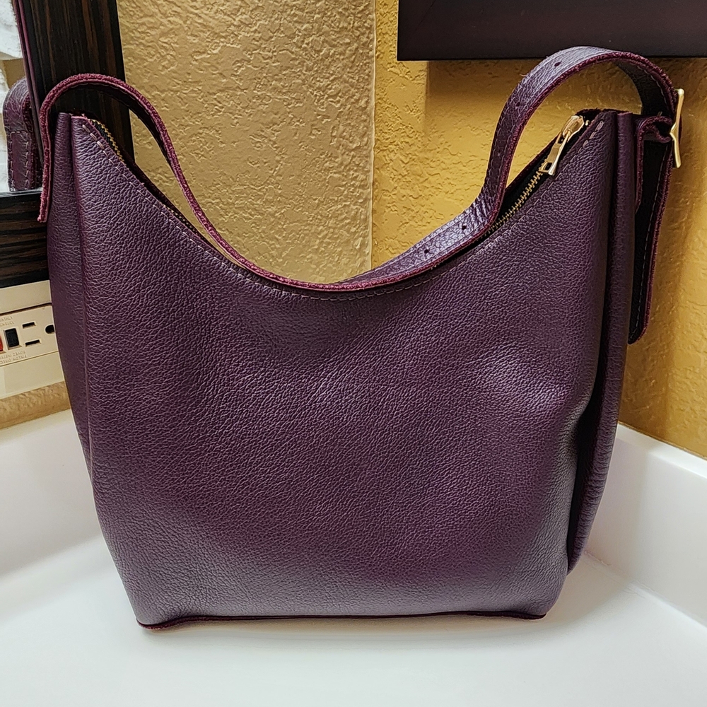 Portland Leather Goods Medium Aspen Shoulder Bag - Picture 2 of 6